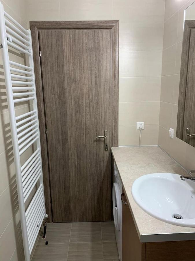 Renovated Apartment In The Center Of Larisa Exterior foto