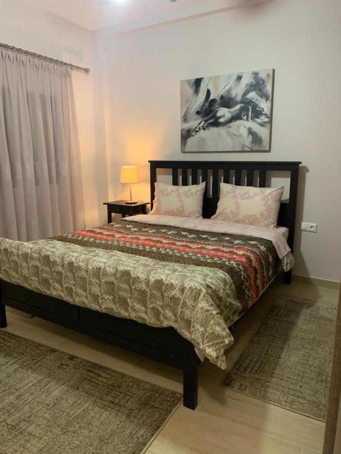 Renovated Apartment In The Center Of Larisa Exterior foto